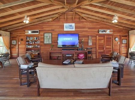 Royal Palm Island Hotel Belize City Interior foto